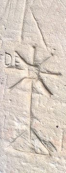 Croix boulées